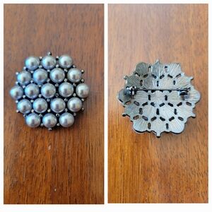 Brooch: Gray Faux Pearl & Rhinestone